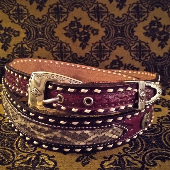 Men's Hand Leather Made Belt - Picture 5 of 8